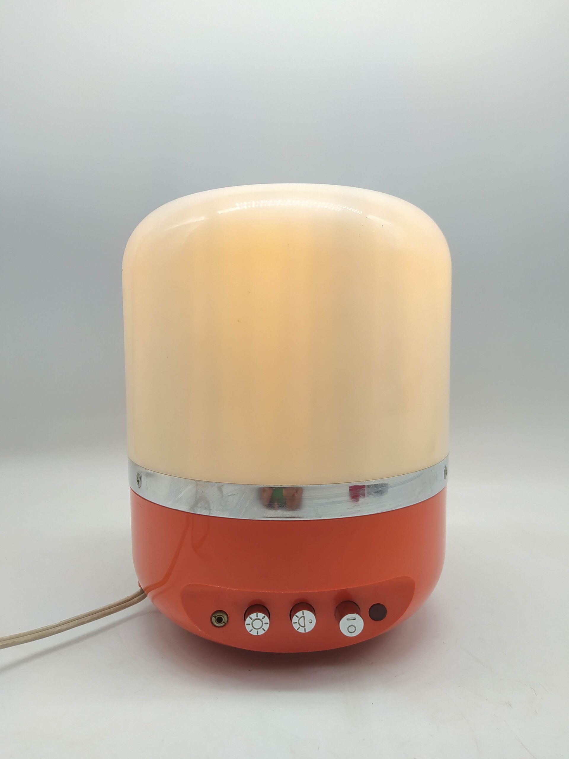 Orange radio lamp