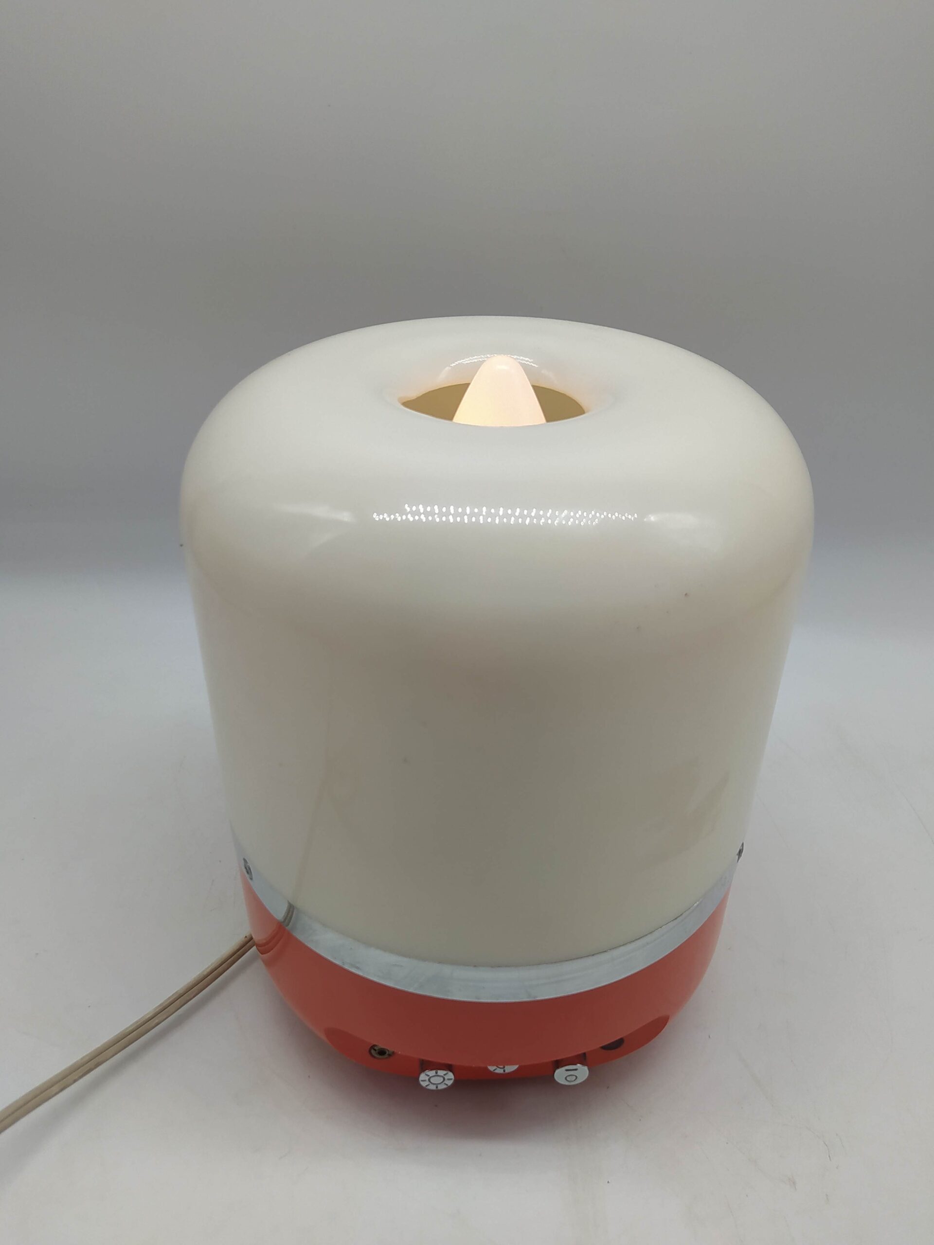 Orange radio lamp