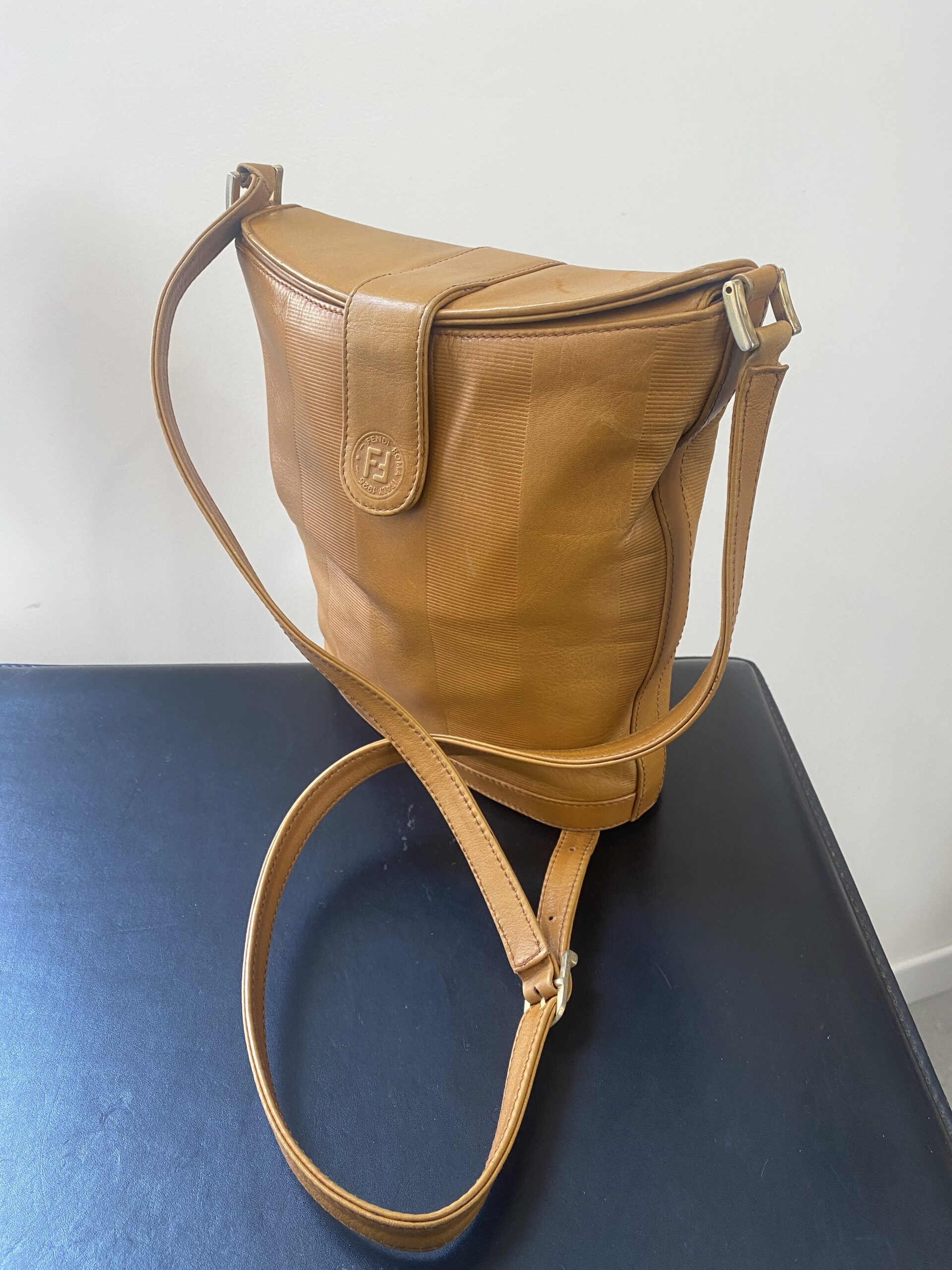 Borsa secchiello Fendi